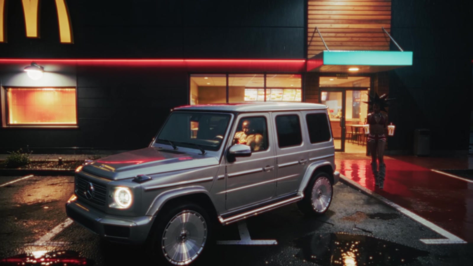Univers nocturne imaginé autour d’un drive McDonald’s